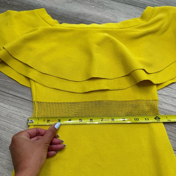 ENDLESS ROSE Yellow Off the Shoulder dress Size Small - Picture 13 of 13
